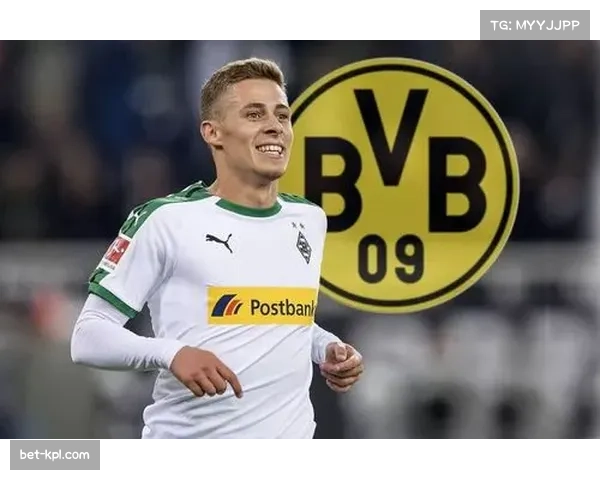 德甲门将本赛季平均传球成功率首次超过85%